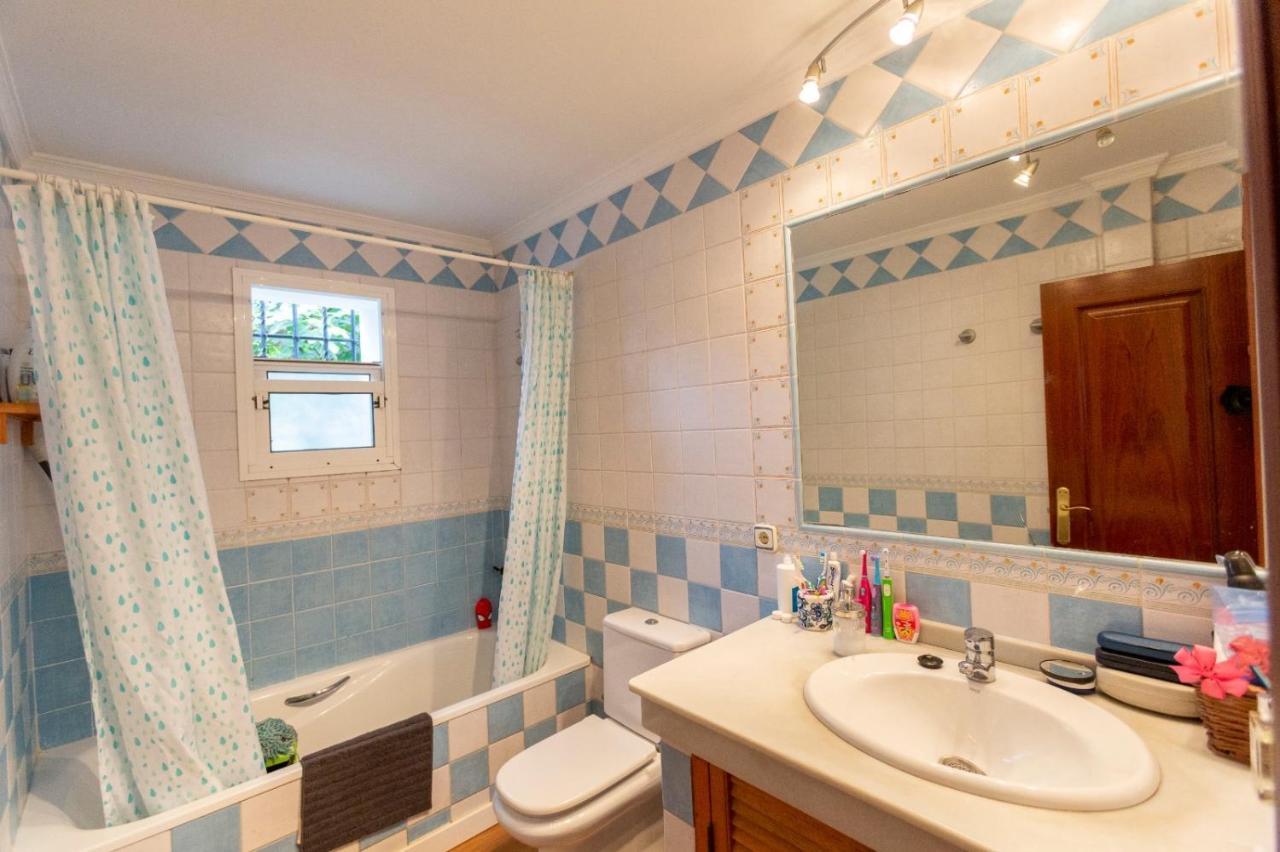 La Cala Del Moral Bonito Chalet En La Cala Con Gran Jardin Privadoヴィラ エクステリア 写真